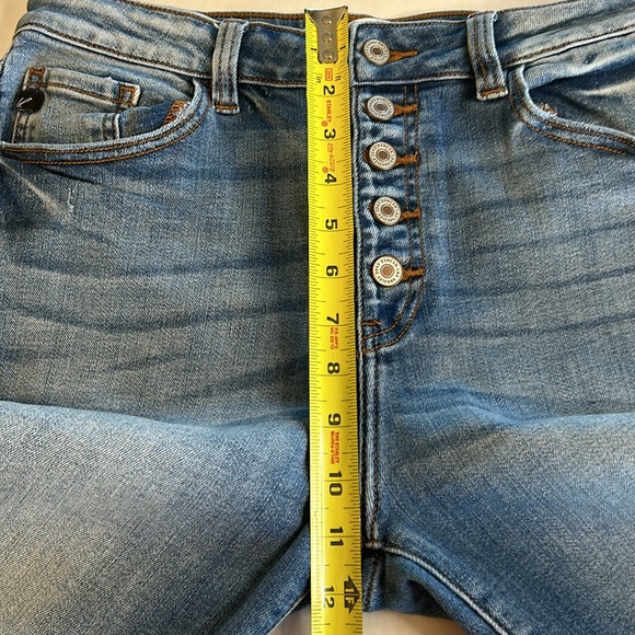 Kancan High Rise Distressed 5 Button Closure Whiskered Denim Jeans. Size 15/31 - Picture 12 of 14